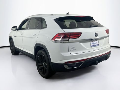 Used 2023 Volkswagen Atlas Cross Sport SE image 7