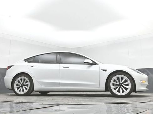 Used 2021 Tesla Model 3 Long Range image 43