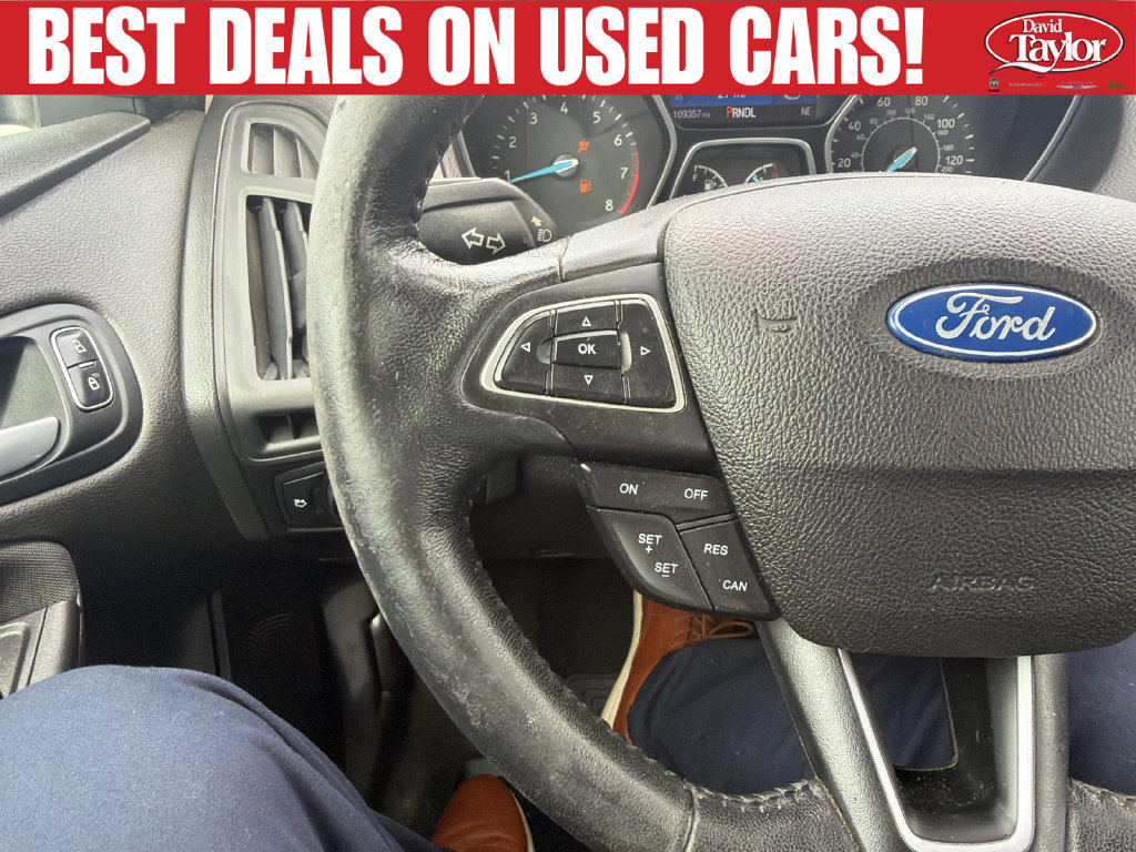 Used 2015 Ford Focus SE w/ SE Cold Weather Package FWD image 15
