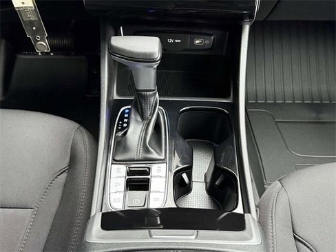 Used 2024 Hyundai Tucson SE image 17