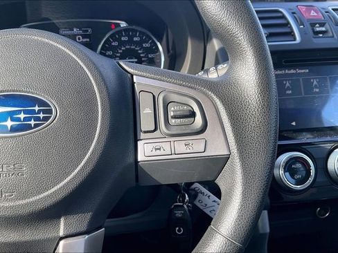 Used 2017 Subaru Forester 2.5i Premium image 19