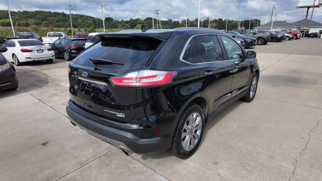 Used 2019 Ford Edge Titanium w/ Cold Weather Package AWD/4WD image 7
