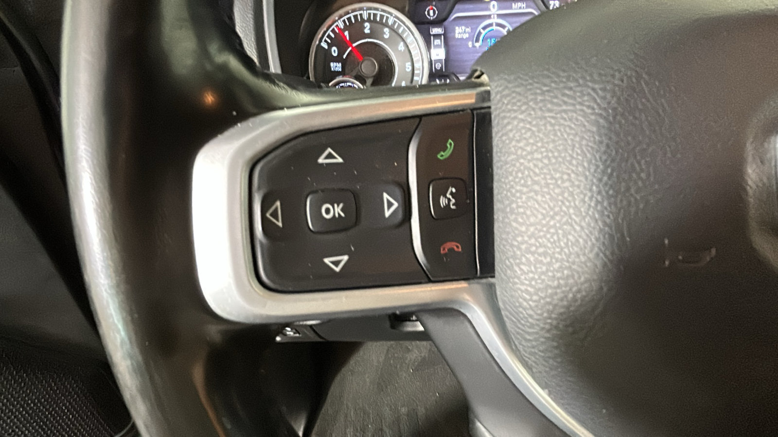 Used 2022 RAM 1500 Big Horn AWD/4WD image 18