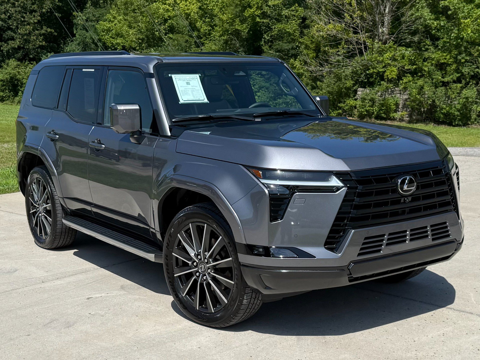 Used 2026 Lexus GX 550 w/ Accessory Package (2T) AWD/4WD image 1