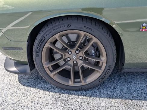 Used 2022 Dodge Challenger R/T Scat Pack w/ Dynamics Package image 6