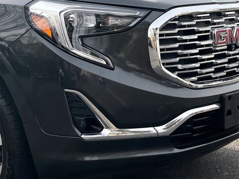 Used 2020 GMC Terrain Denali w/ Denali Premium Package image 8