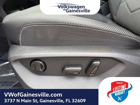 Certified 2026 Volkswagen Atlas Cross Sport SE AWD/4WD image 18