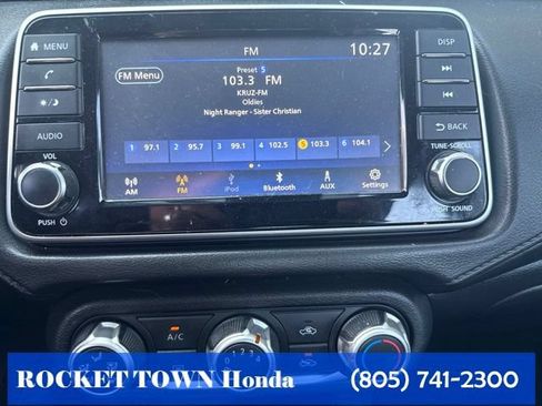 Used 2020 Nissan Versa S FWD image 12