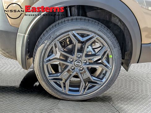 New 2026 Nissan Kicks SR w/ SR Premium Package image 24