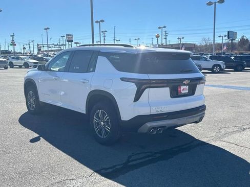 New 2026 Chevrolet Traverse LT w/ Enhanced Driving Package image 6