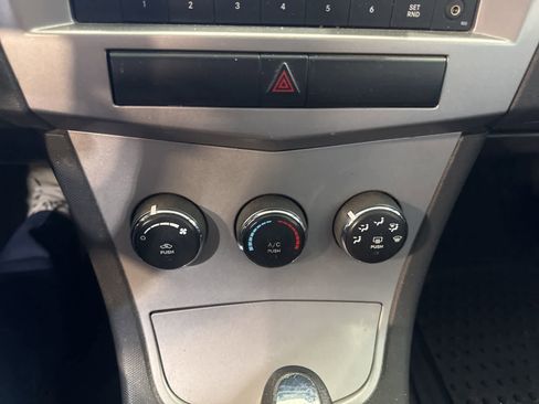 Used 2010 Chrysler Sebring Touring FWD image 24