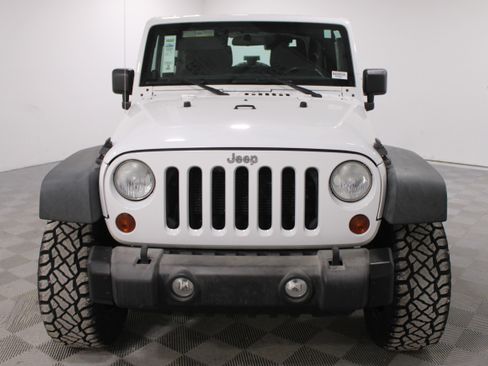 Used 2012 Jeep Wrangler Rubicon w/ PWR Convenience Group image 29