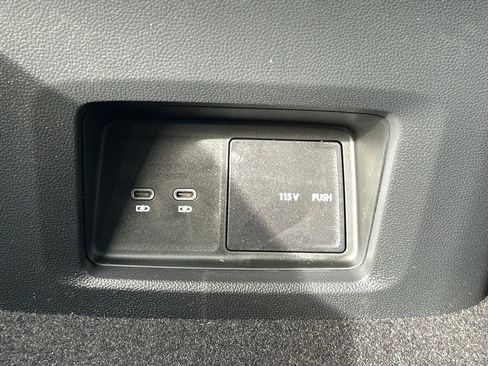 New 2026 Volkswagen Atlas Cross Sport SE FWD image 56
