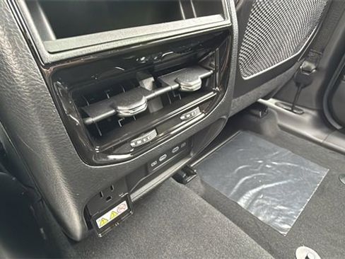 New 2026 Jeep Grand Cherokee Laredo image 28