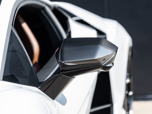 Used 2024 Lamborghini Revuelto AWD/4WD image 22