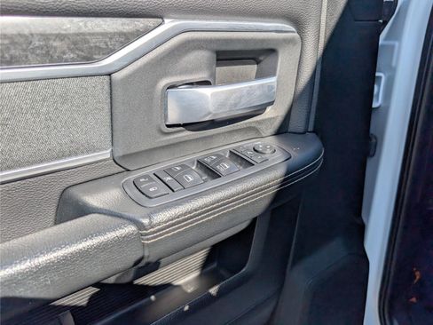 Used 2019 RAM 3500 Big Horn RWD image 19