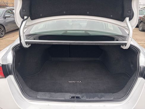 Used 2025 Nissan Sentra S image 29