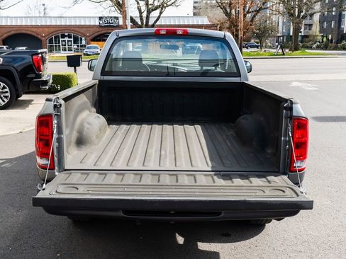 Used 2005 Dodge Ram 1500 Truck ST image 8