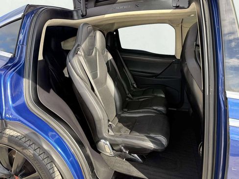 Used 2016 Tesla Model X 75D image 16