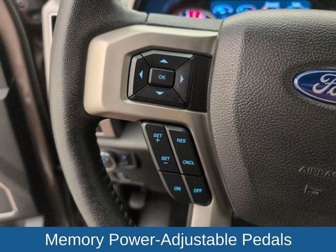 Certified 2021 Ford F250 Lariat w/ Chrome Package image 40