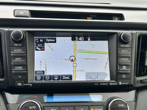 Used 2016 Toyota RAV4 SE image 20