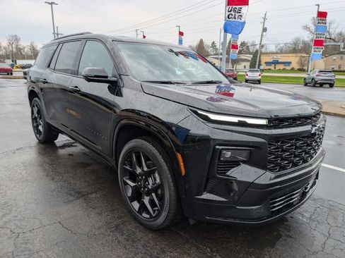 Used 2024 Chevrolet Traverse RS w/ LPO, Floor Liner Package image 7
