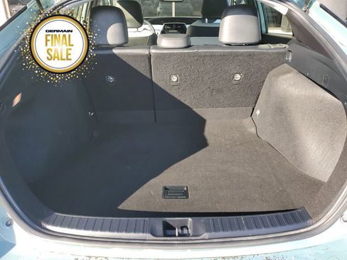 Certified 2019 Toyota Prius XLE image 19