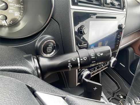 Used 2018 Subaru Outback 3.6R Touring w/ Popular Package #3 image 26