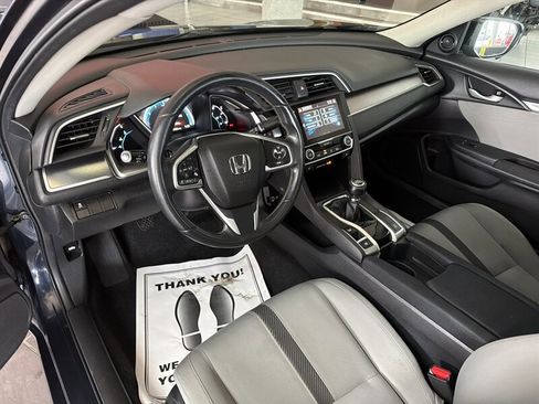 Used 2018 Honda Civic EX-T image 11