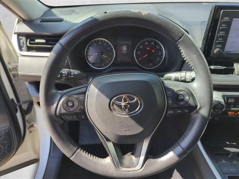 Certified 2019 Toyota RAV4 XLE Premium FWD image 16