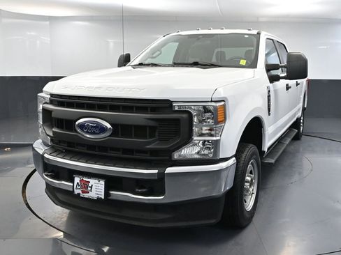Used 2021 Ford F250 XL w/ Power Equipment Group image 13