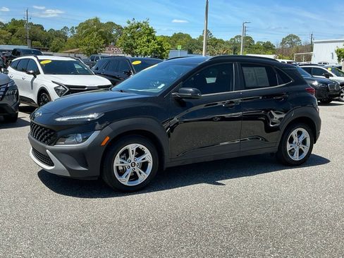 Used 2022 Hyundai Kona SEL w/ Cargo Package FWD image 2