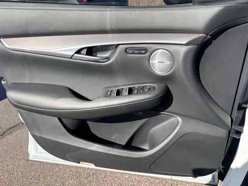 Used 2023 INFINITI QX50 Luxe image 19