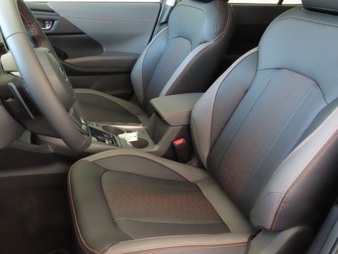 New 2025 Subaru Crosstrek 2.5i Limited image 13