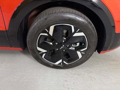 Used 2023 Kia Niro Wind FWD image 10