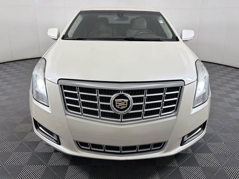 Used 2014 Cadillac XTS FWD image 2