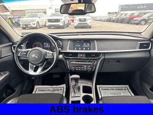 Used 2019 Kia Optima S FWD image 11