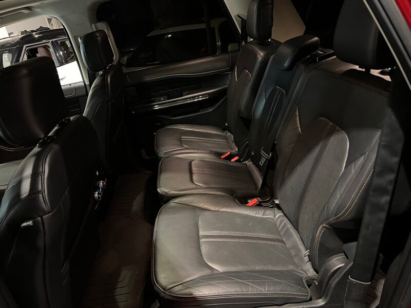 Used 2018 Ford Expedition Max Platinum AWD/4WD image 14