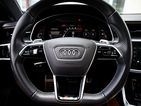 Used 2022 Audi RS 6 w/ Executive Package AWD/4WD image 38