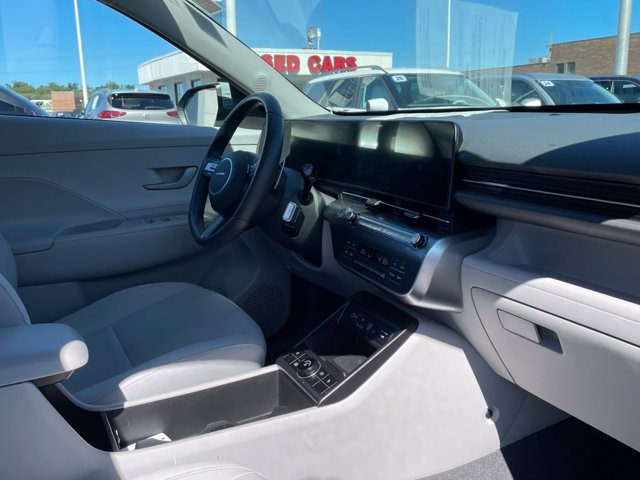 Used 2024 Hyundai Kona SEL w/ Convenience Package AWD/4WD image 7