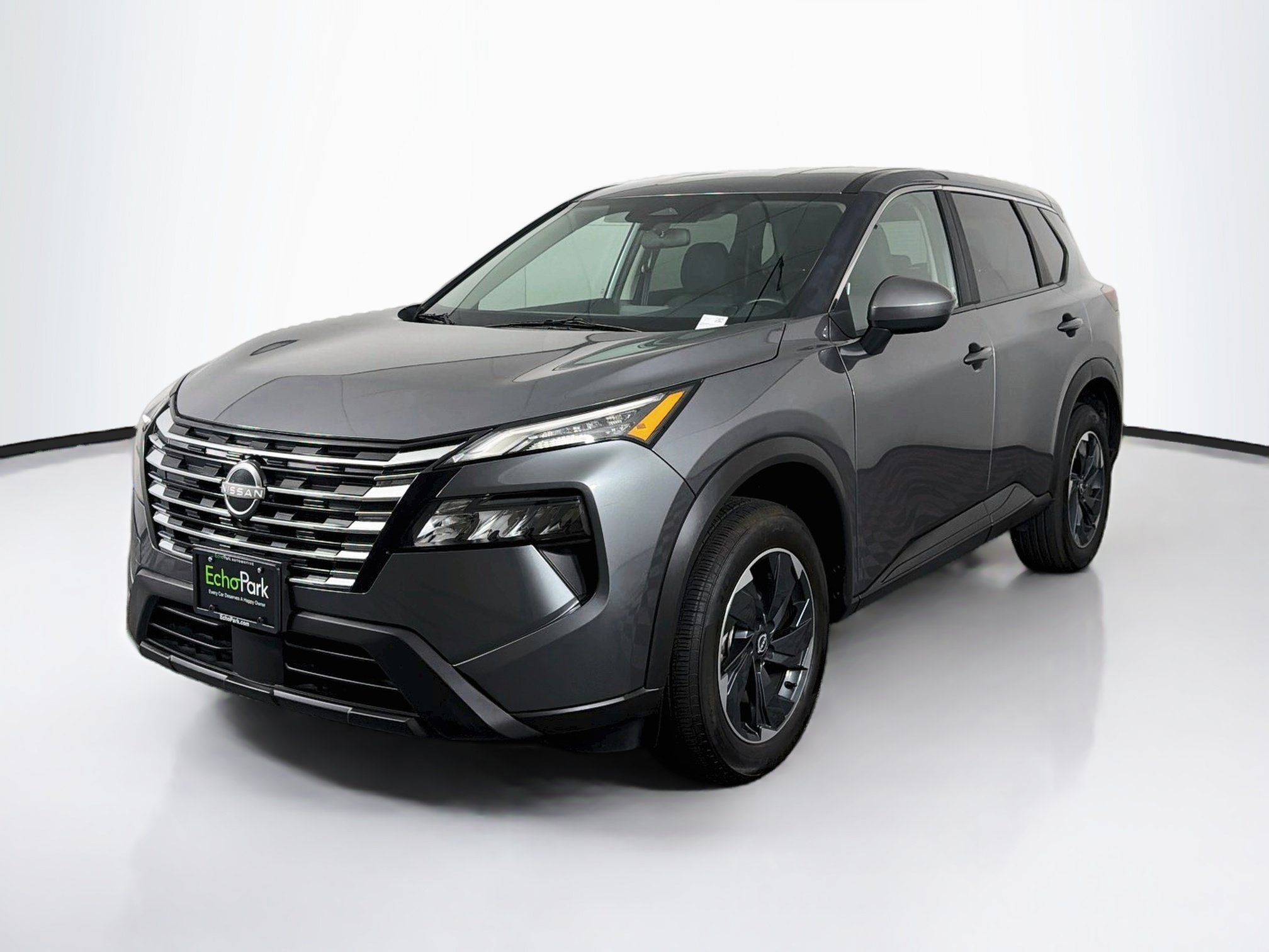 Used 2025 Nissan Rogue SV FWD image 3