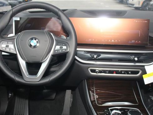 New 2026 BMW X5 xDrive40i image 18
