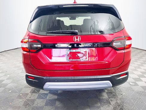 Certified 2025 Honda Pilot EX-L image 5