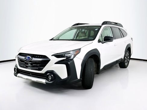 Used 2023 Subaru Outback Limited AWD/4WD image 2