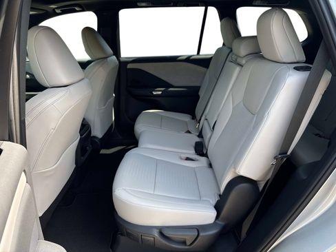 New 2026 Lexus TX 350 AWD image 14