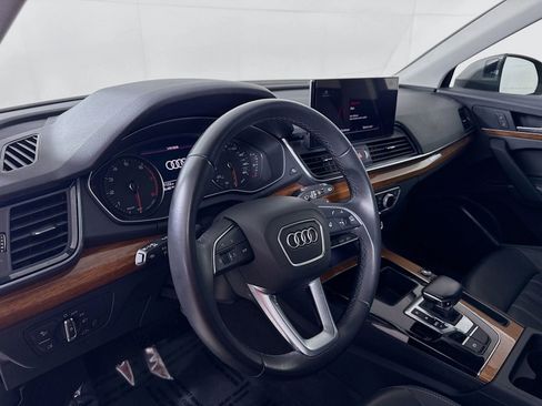 Certified 2023 Audi Q5 2.0T Premium w/ Convenience Package image 4