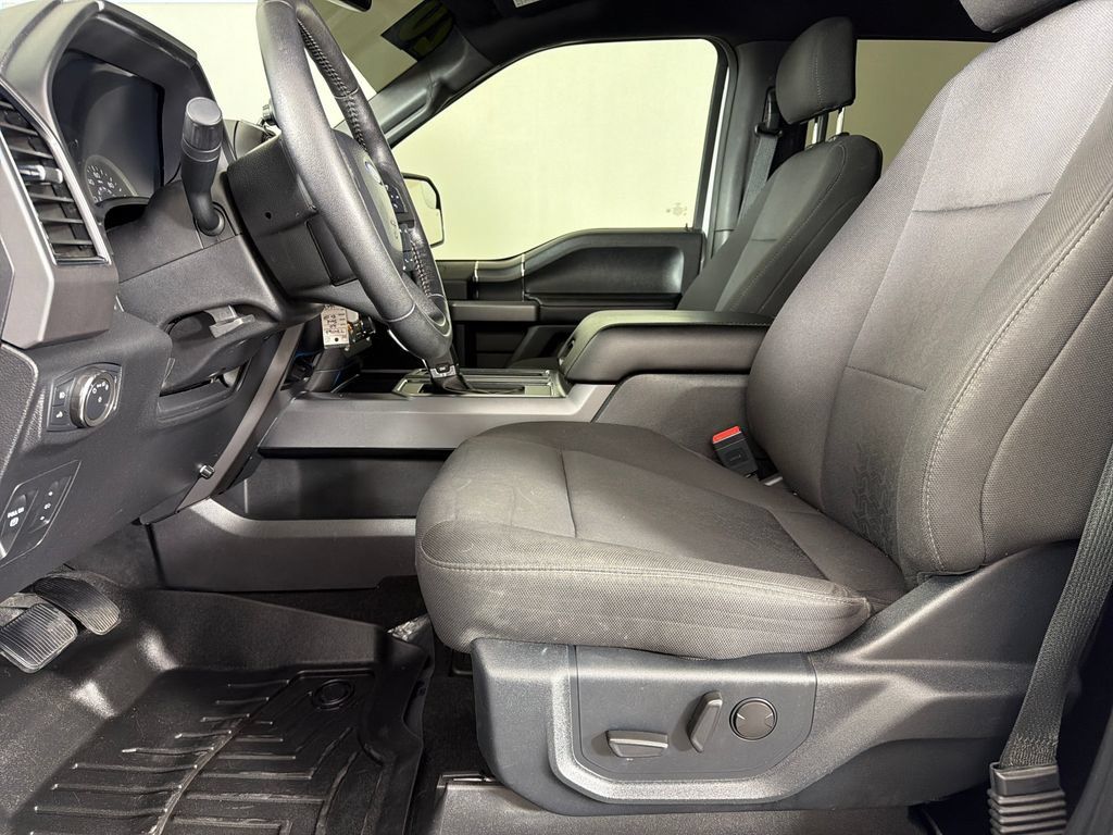 Used 2020 Ford F150 XLT w/ Equipment Group 302A Luxury AWD/4WD image 18
