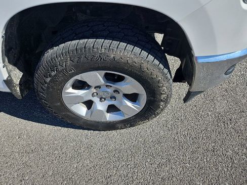 Used 2023 RAM 1500 Big Horn AWD/4WD image 10
