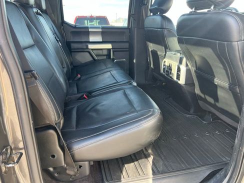 Used 2017 Ford F150 Lariat w/ Equipment Group 502A Luxury AWD/4WD image 19