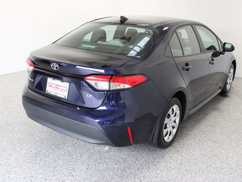 Used 2025 Toyota Corolla LE FWD image 7